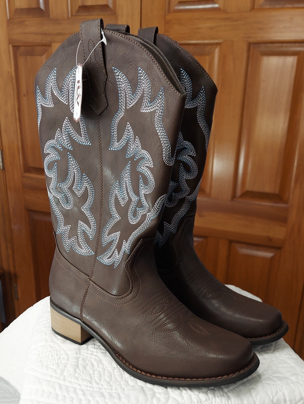 🆕 IUV Brown Western Cowgirl Heeled Square Toe Boots, Embroidery Size 11.5 NEW▪︎